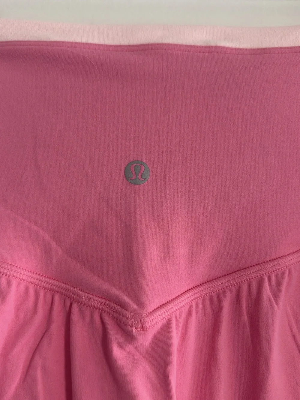 lululemon Size 8 Align Side-Slit Tennis Skirt in Pink